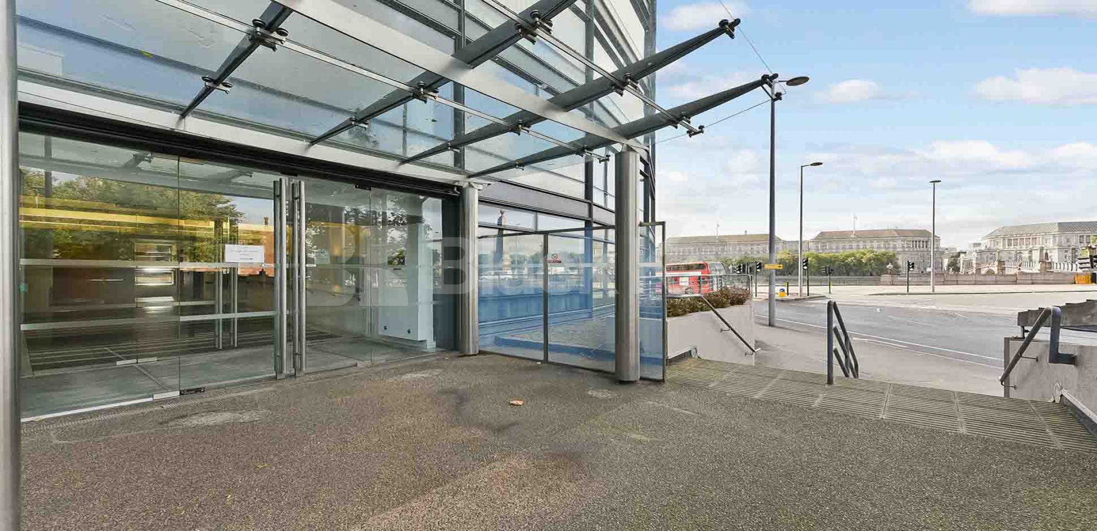 			UNDER OFFER, 2 Bedroom, 1 bath, 1 reception Apartment			 Parliament View, Albert Embankment